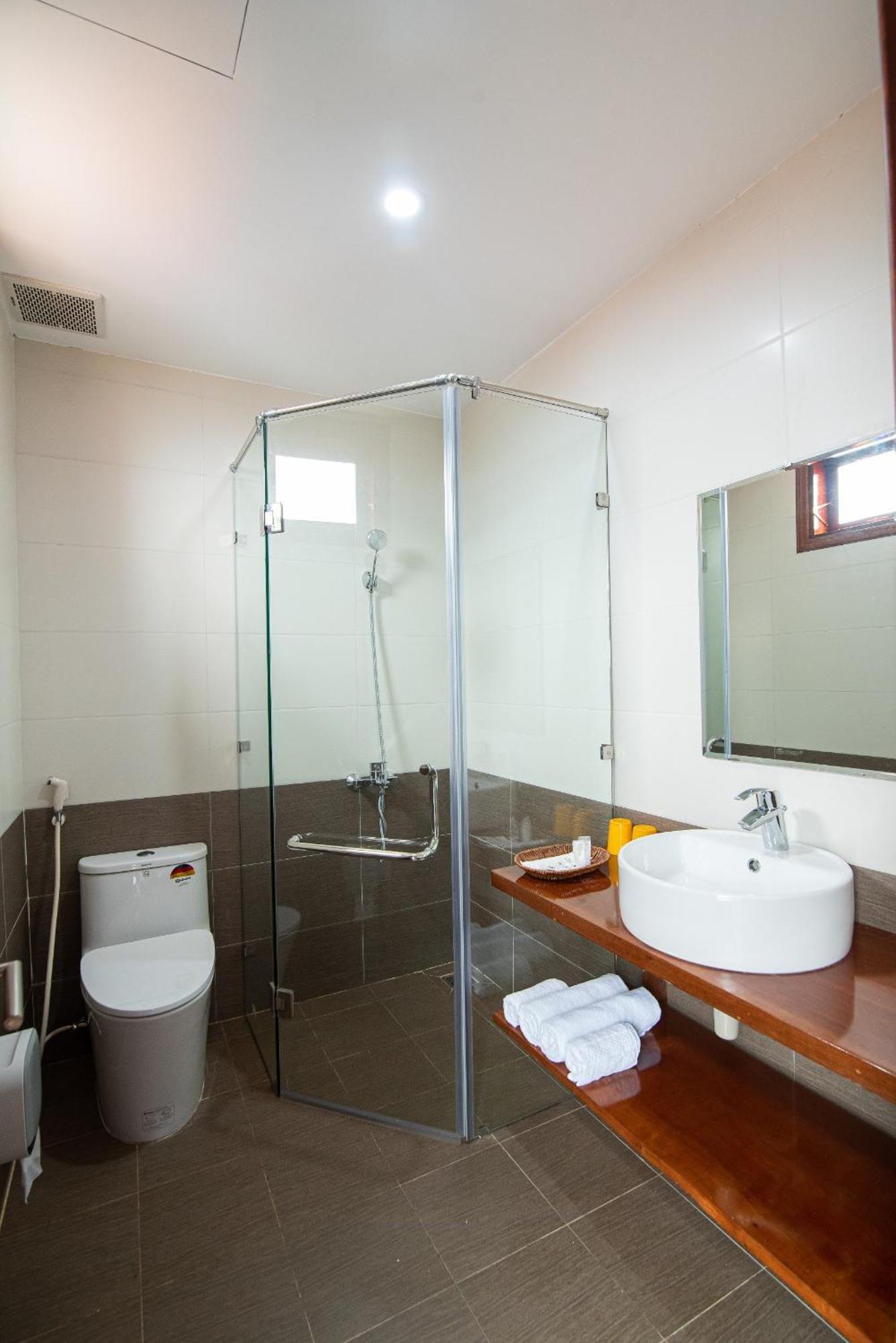 Minh Quang Hotel Dong Hoi Eksteriør bilde