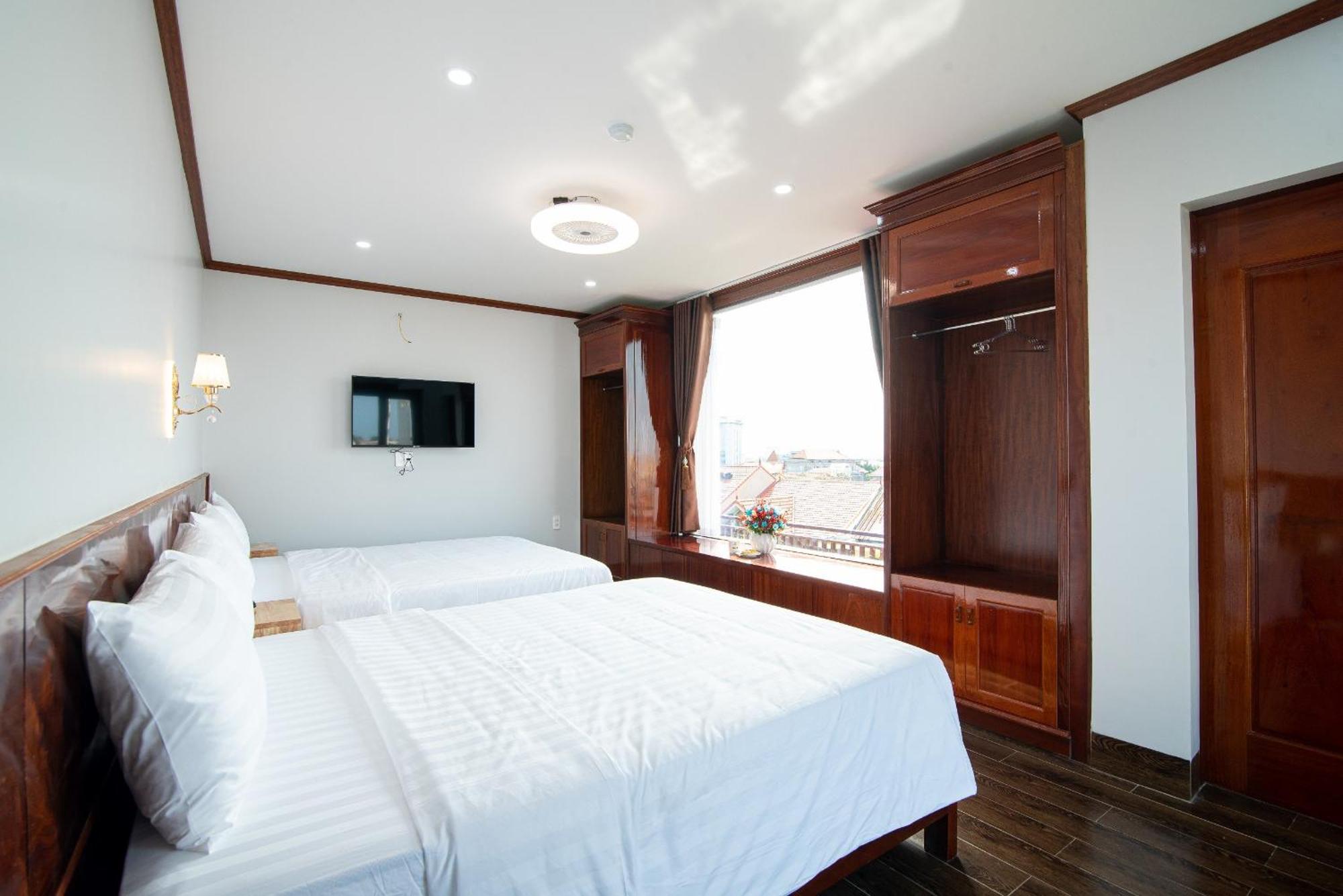 Minh Quang Hotel Dong Hoi Eksteriør bilde