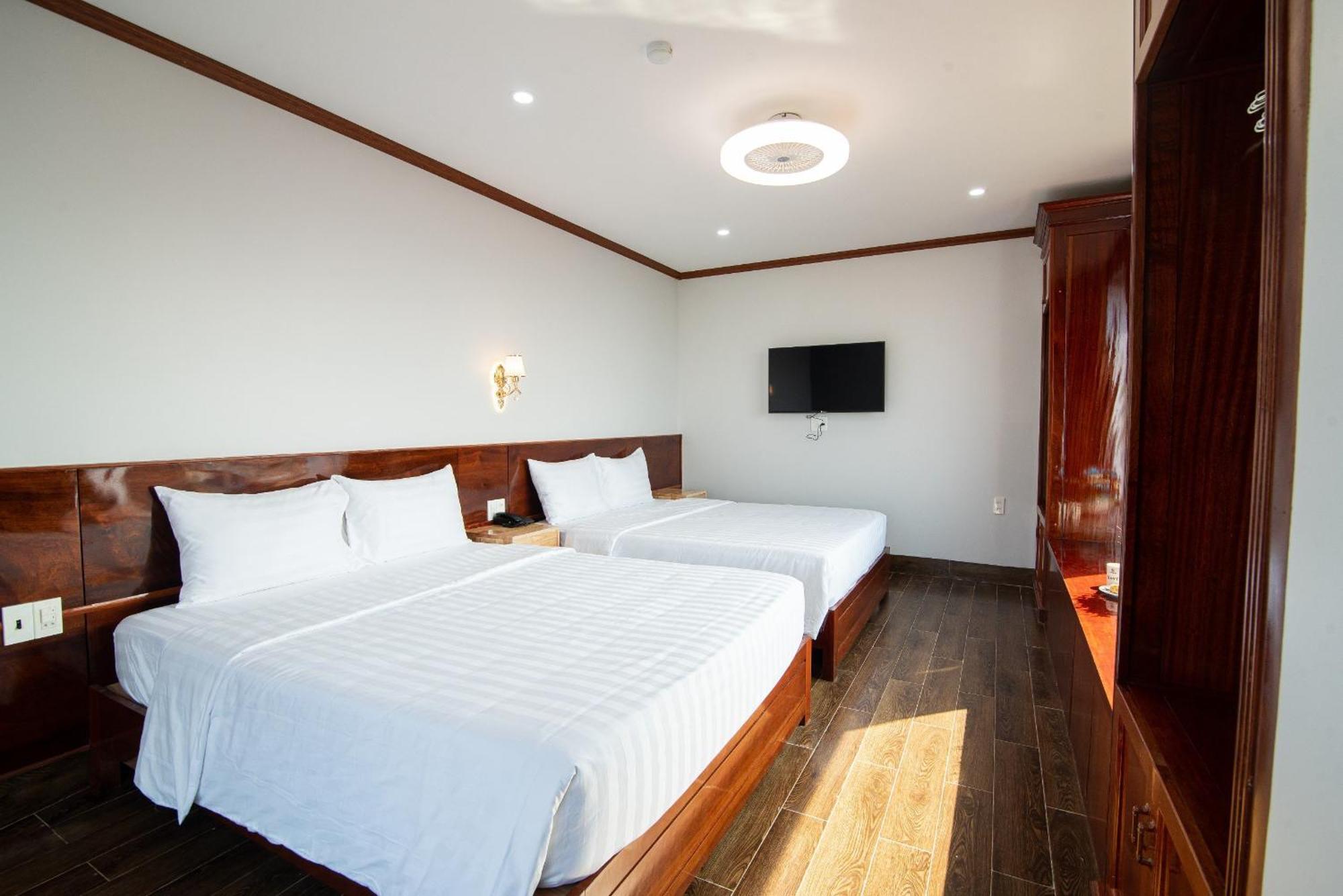 Minh Quang Hotel Dong Hoi Eksteriør bilde