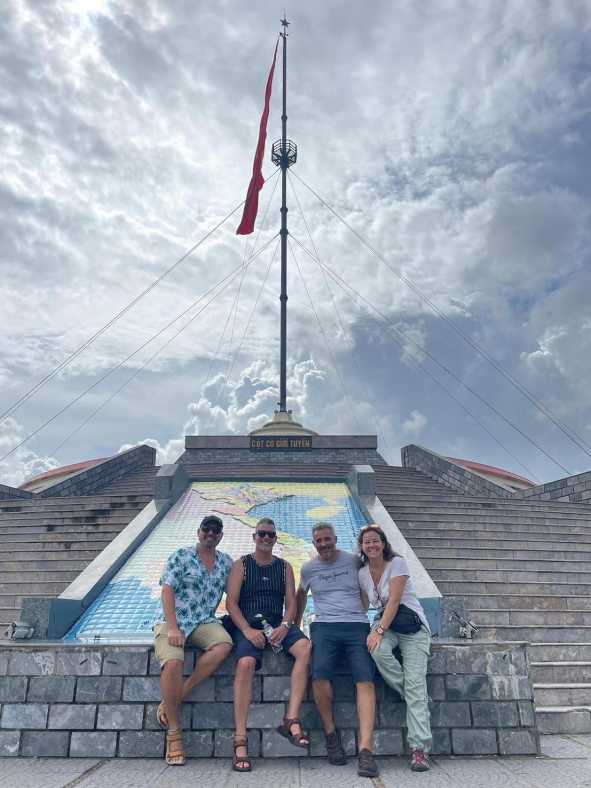 Minh Quang Hotel Dong Hoi Eksteriør bilde